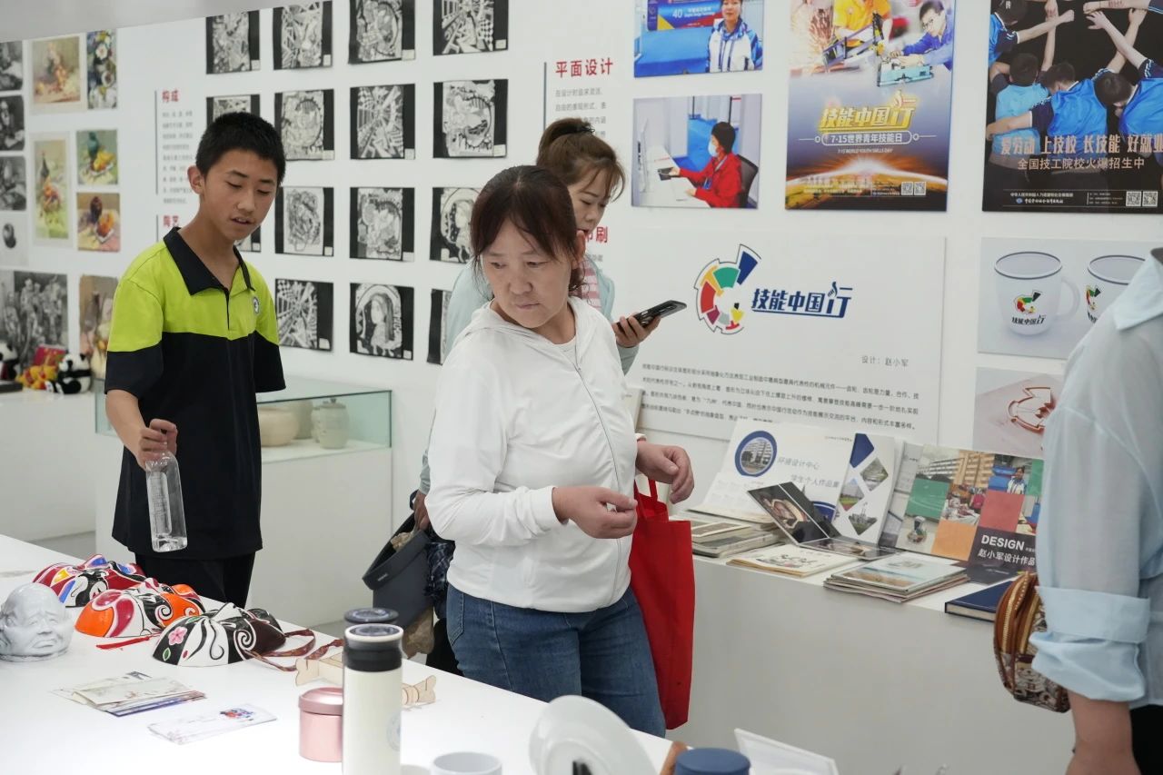 微信图片_2025-06-21_092213_165 微信图片_2025-06-21_092213_165