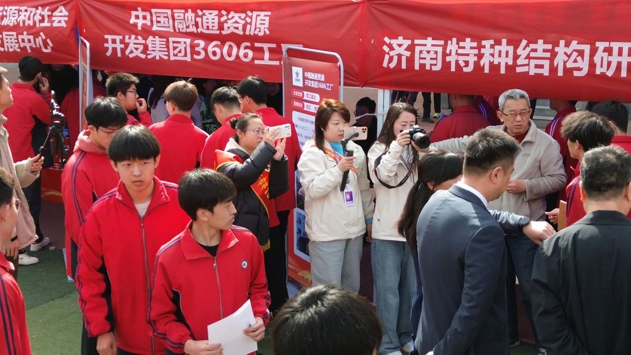 09d8361c1cfe7fac5e2006e7a4d12e26.jpg 09d8361c1cfe7fac5e2006e7a4d12e26.jpg