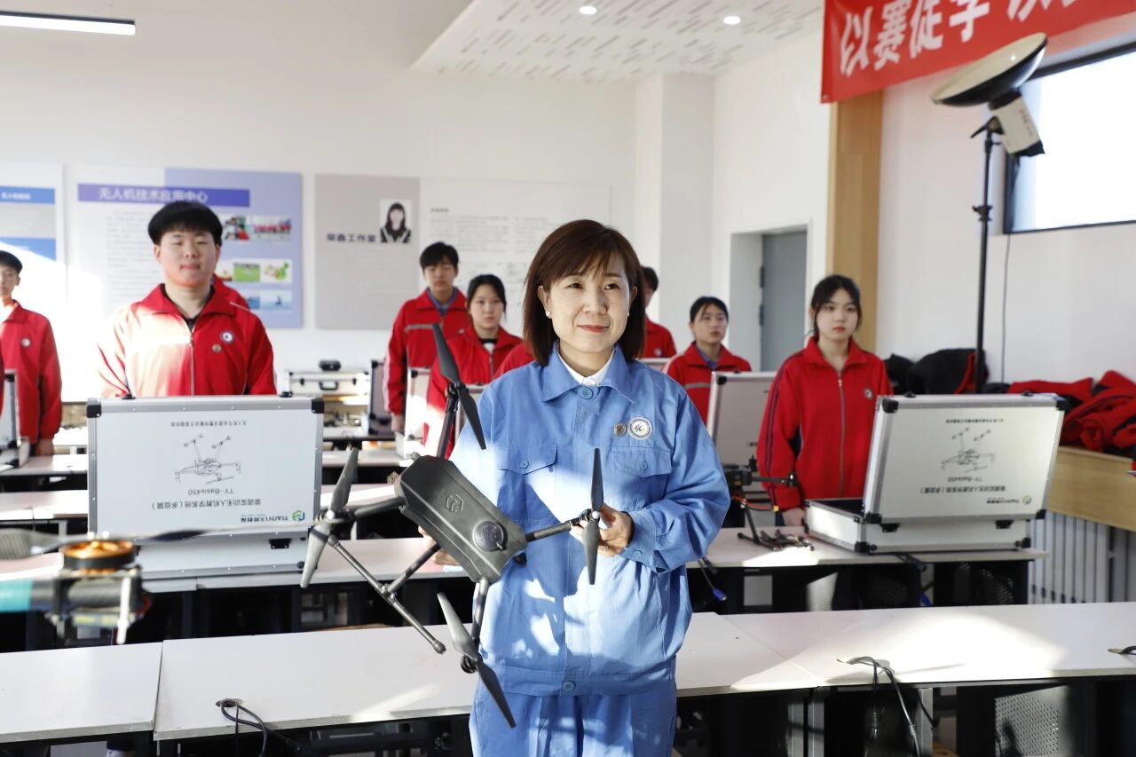 媒体看冶金图片
